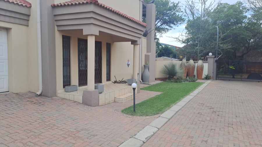 3 Bedroom Property for Sale in Doringkruin North West